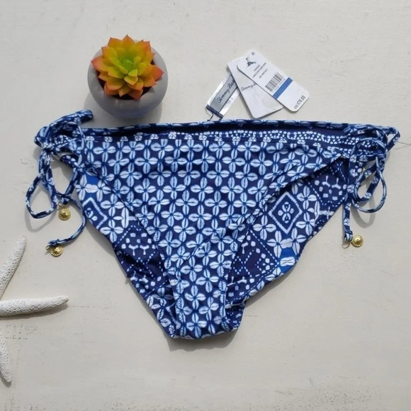 Tommy Bahama Cowrie Reversable String Bikini botto - Picture 8 of 9